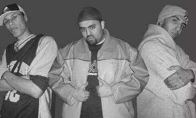 mafia c : au milieu lkhasser bien sur!!